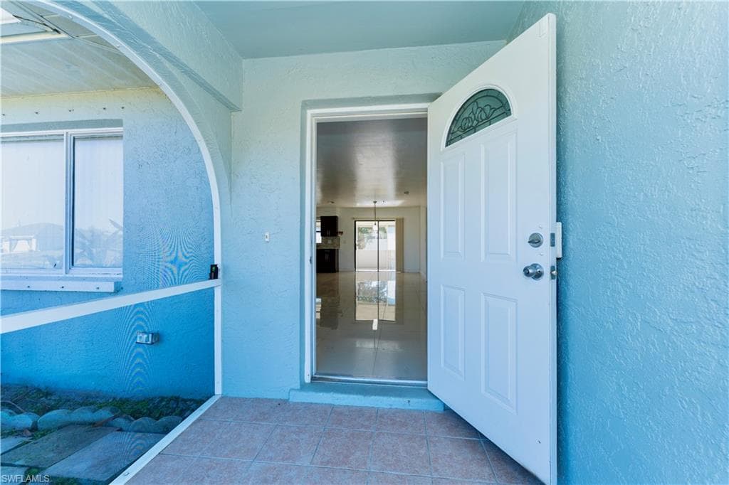 224 NE 9th TER-2