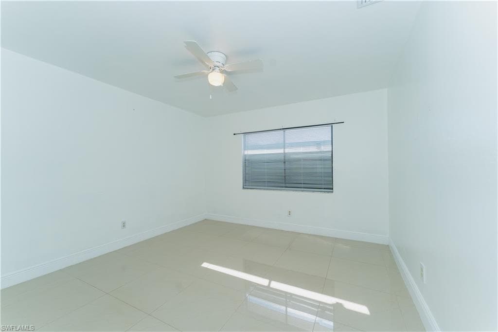 224 NE 9th TER-36