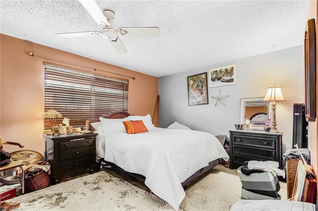 5579 Rattlesnake Hammock RD # B9, NAPLES FL 34113-12