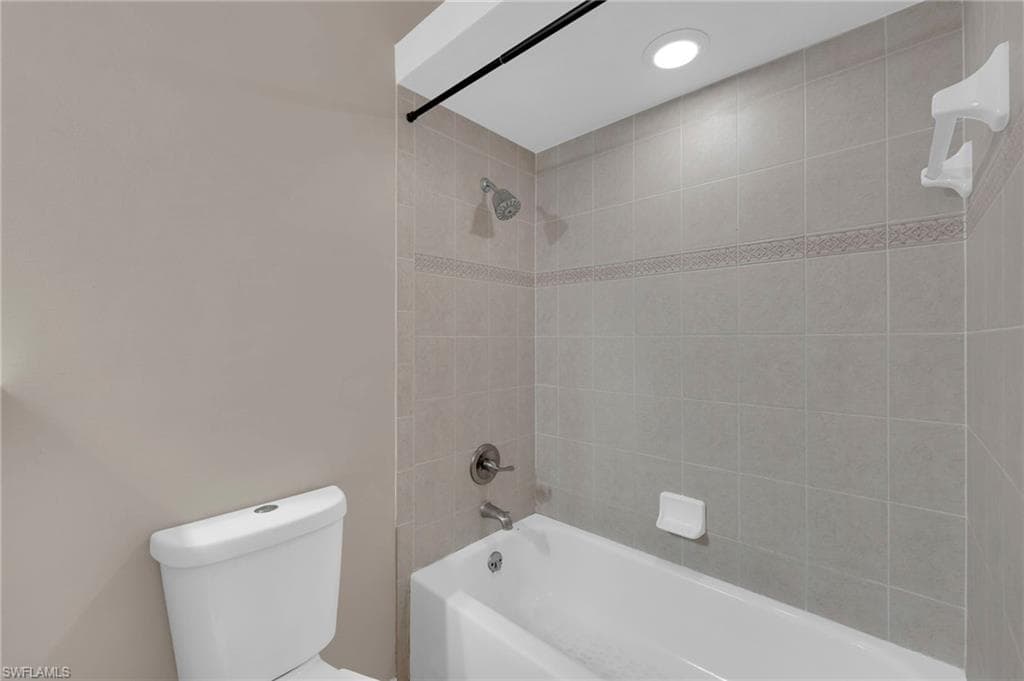 4371 Lazio WAY # 707, FORT MYERS FL 33901-23