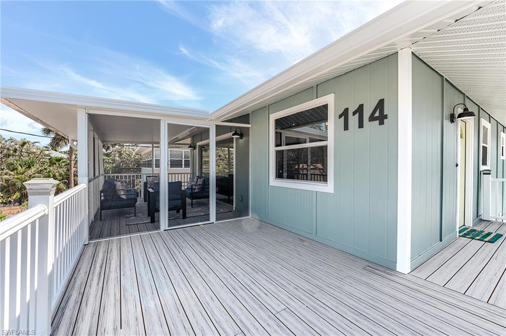 114 Lovers LN, FORT MYERS BEACH FL 33931-19