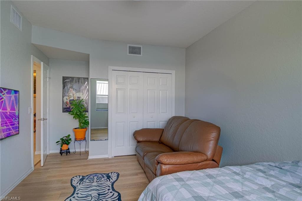 1050 Hancock Creek South BLVD # 203, CAPE CORAL FL 33909-12