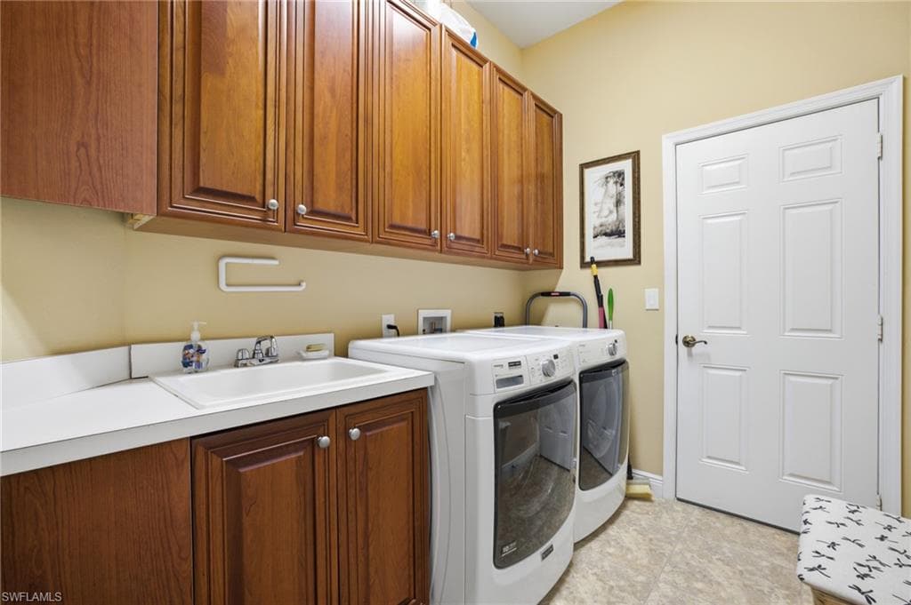 14143 Bently CIR, FORT MYERS FL 33912-20