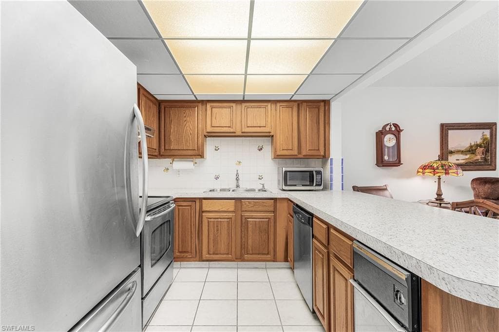 6894 Sandtrap DR # 4, FORT MYERS FL 33919-4