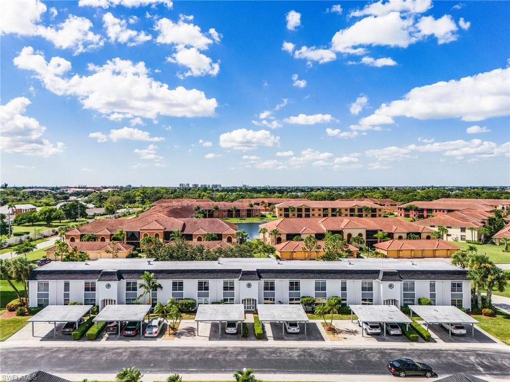 6894 Sandtrap DR # 4, FORT MYERS FL 33919-25