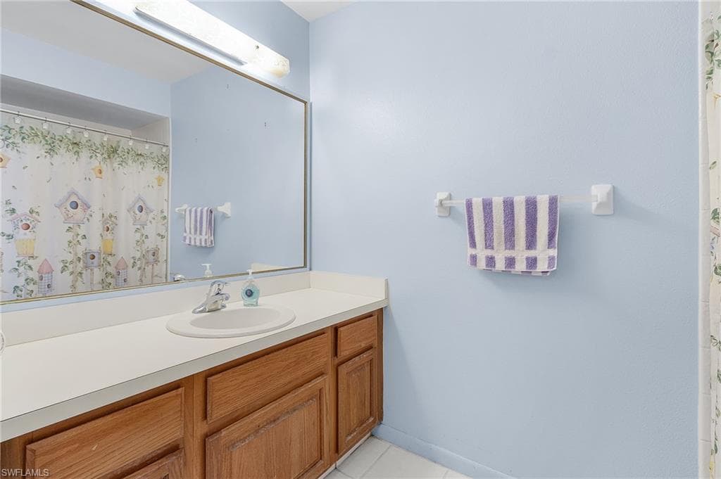 6894 Sandtrap DR # 4, FORT MYERS FL 33919-17