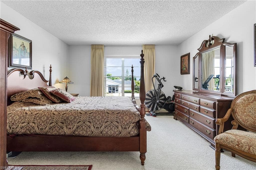 6894 Sandtrap DR # 4, FORT MYERS FL 33919-15