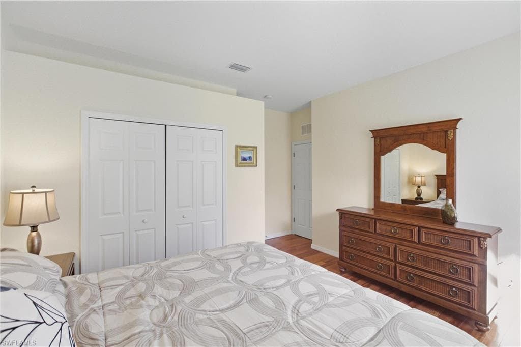 9836 Los Altos CT, FORT MYERS FL 33919-25