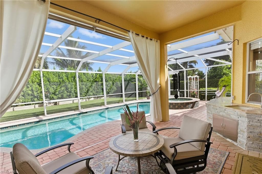 9836 Los Altos CT, FORT MYERS FL 33919-33