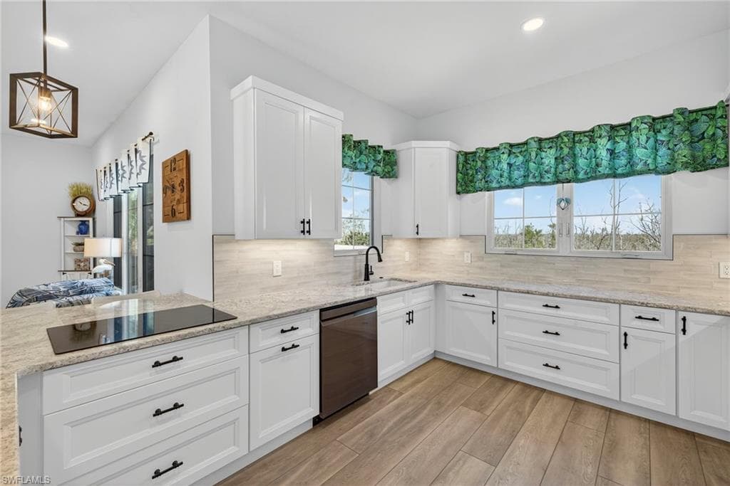 1747 Serenity LN, SANIBEL FL 33957-16