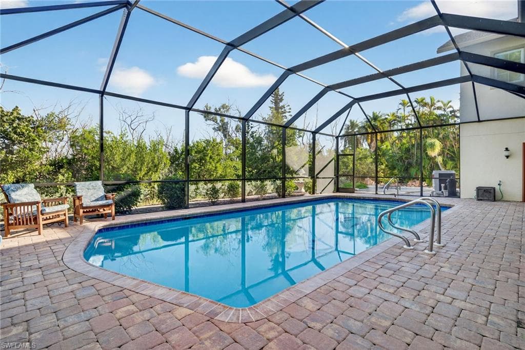 1747 Serenity LN, SANIBEL FL 33957-3