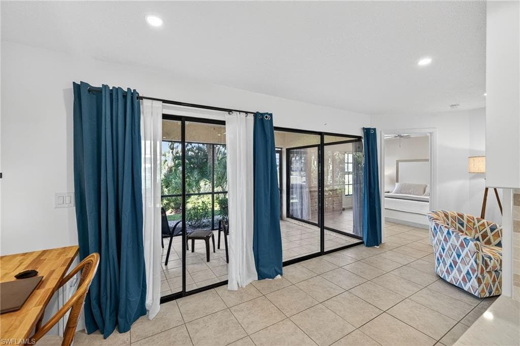 17220 Terraverde CIR # 5, FORT MYERS FL 33908-13