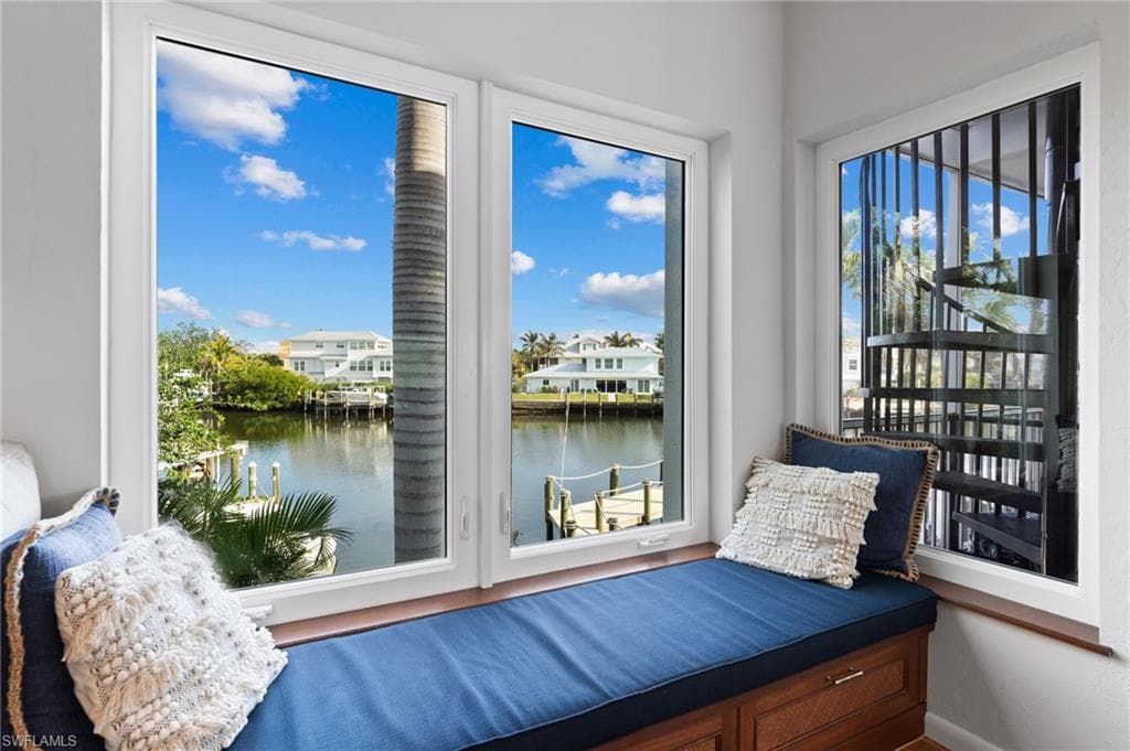 1730 Jewel Box DR-15