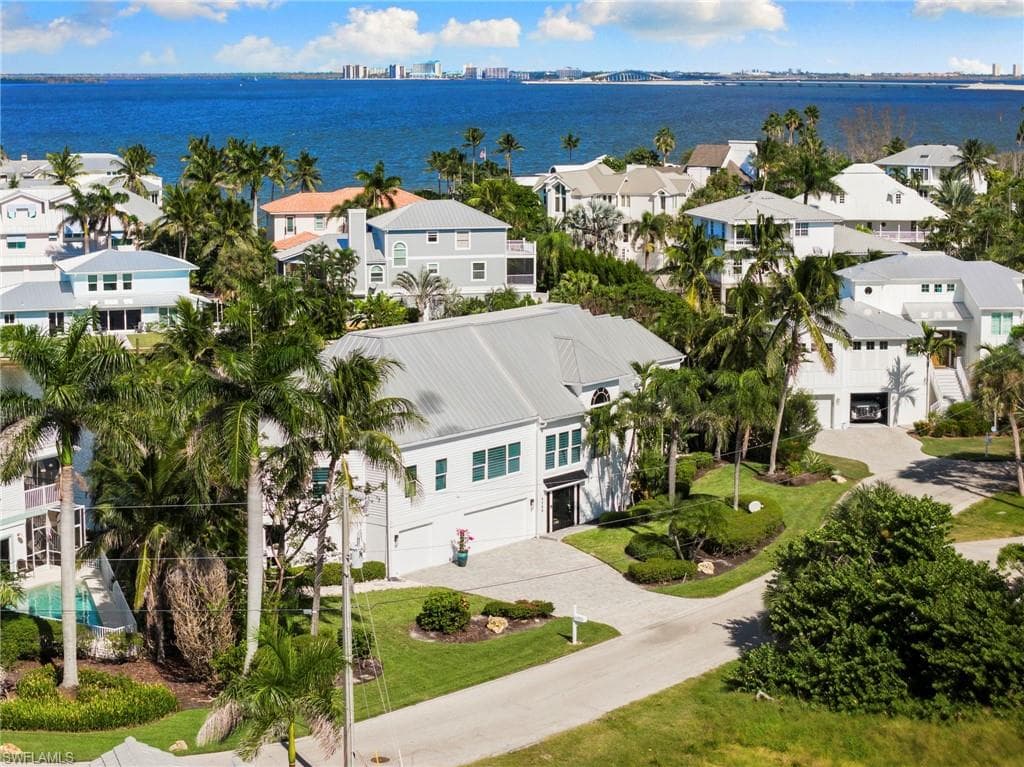 1730 Jewel Box DR-2