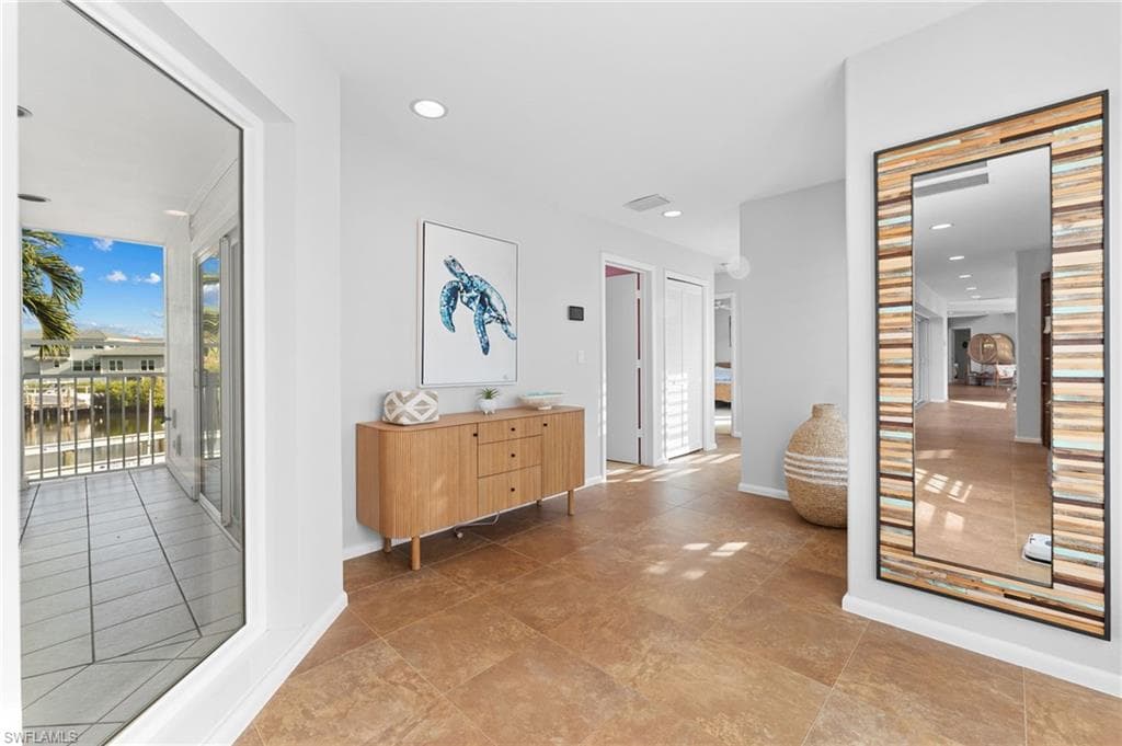 1730 Jewel Box DR-24