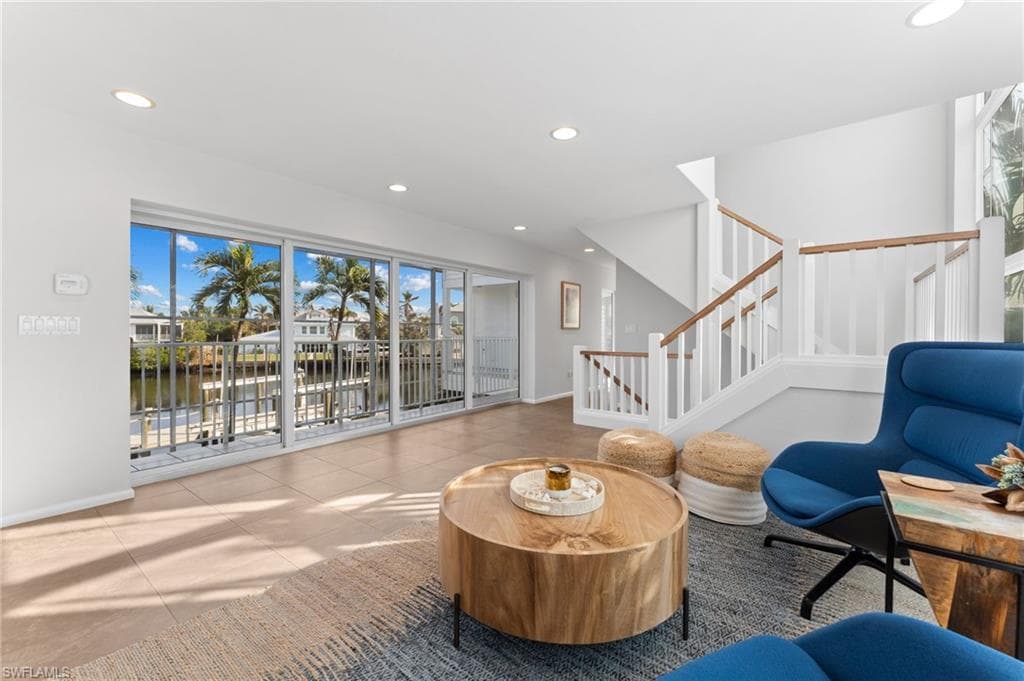 1730 Jewel Box DR-20