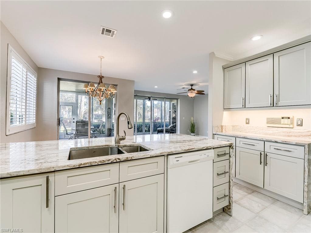 8471 Southbridge DR # 1, ESTERO FL 33967-12