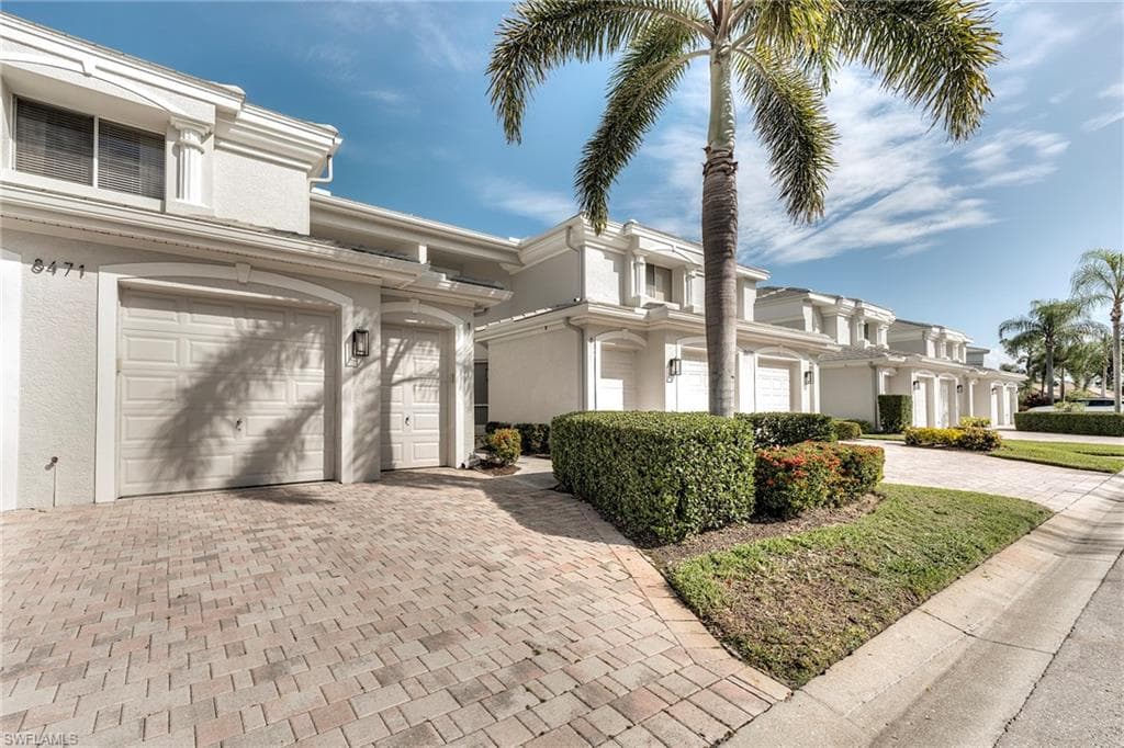 8471 Southbridge DR # 1, ESTERO FL 33967-29