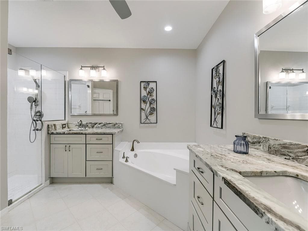 8471 Southbridge DR # 1, ESTERO FL 33967-9