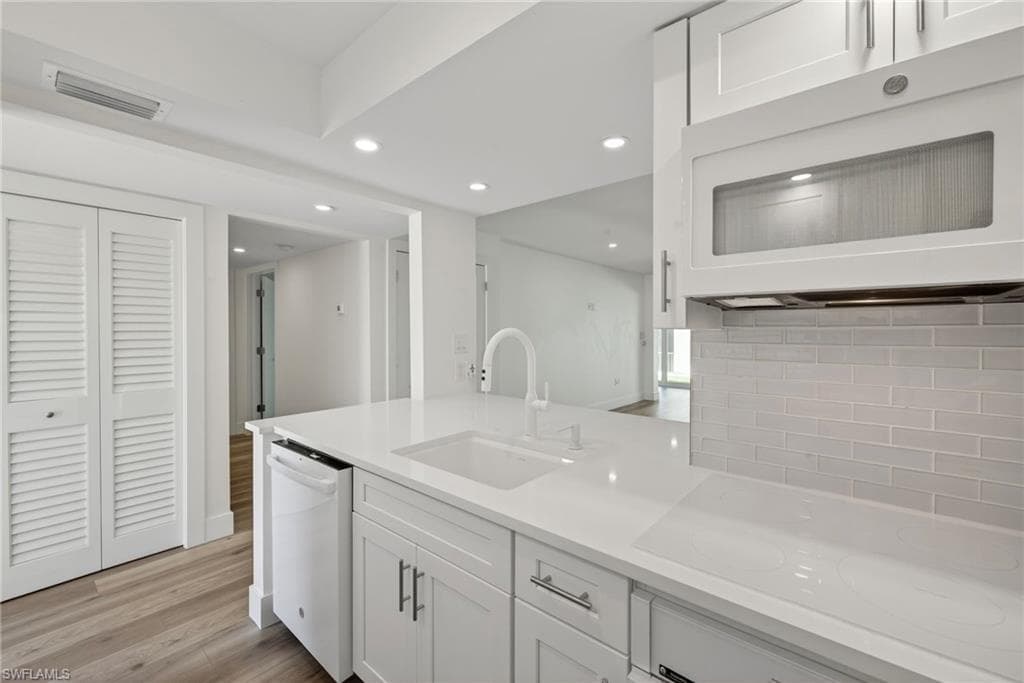 1610 Middle Gulf DR # F2, SANIBEL FL 33957-7