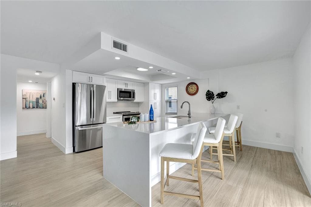 1155 Sandpiper ST # A7, NAPLES FL 34102-4