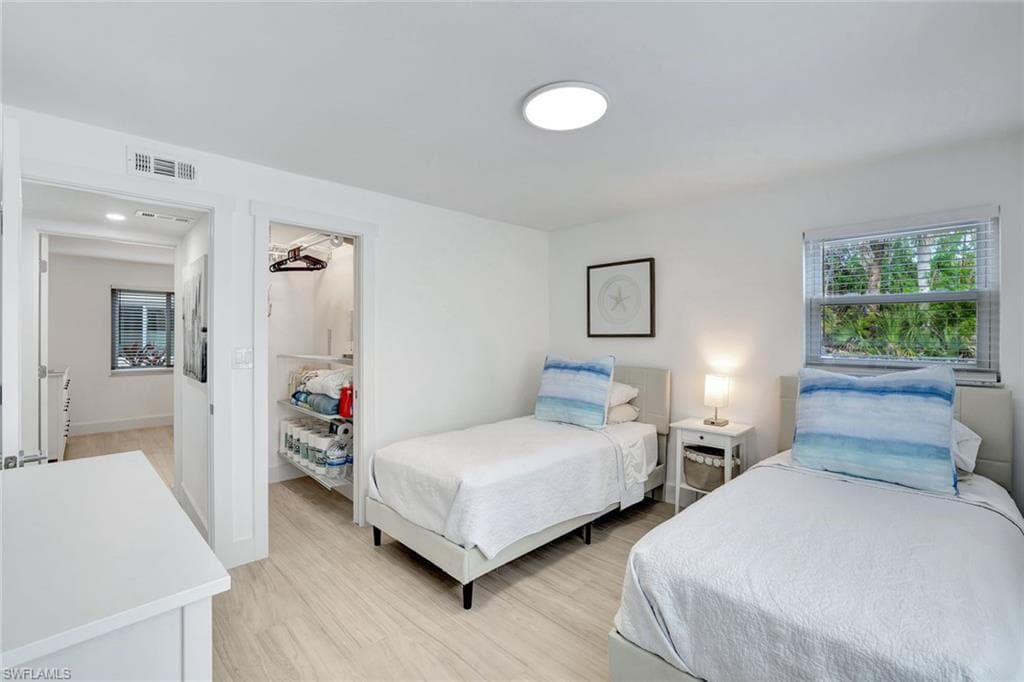 1155 Sandpiper ST # A7, NAPLES FL 34102-10