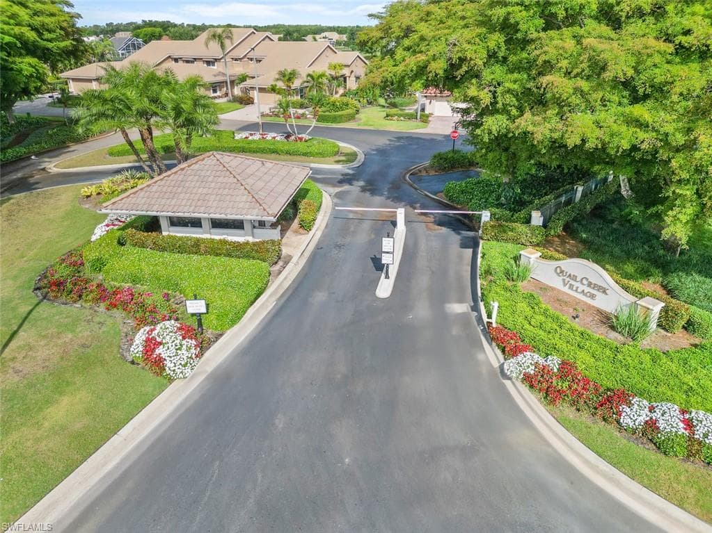 10391 Quail Crown DR # 34, NAPLES FL 34119-30