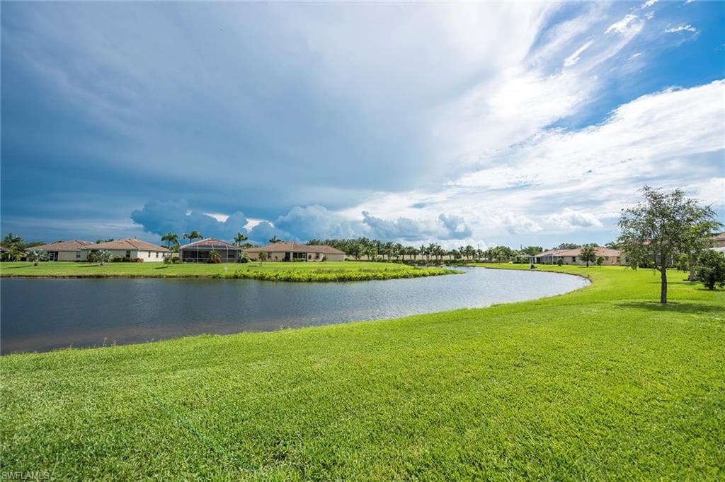 14796 Canton CT, NAPLES FL 34114-18