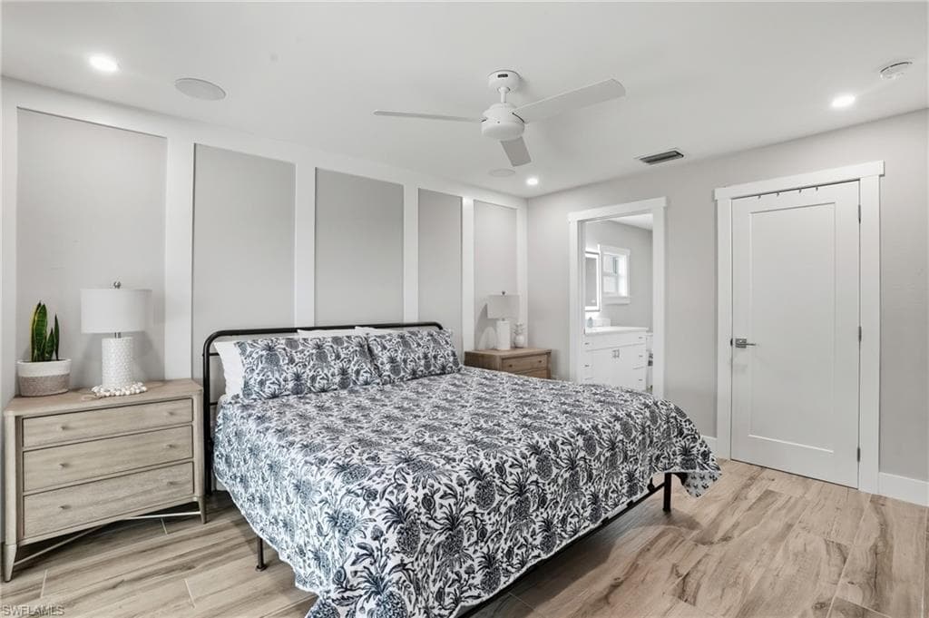 6163 Plumosa AVE, FORT MYERS FL 33908-22