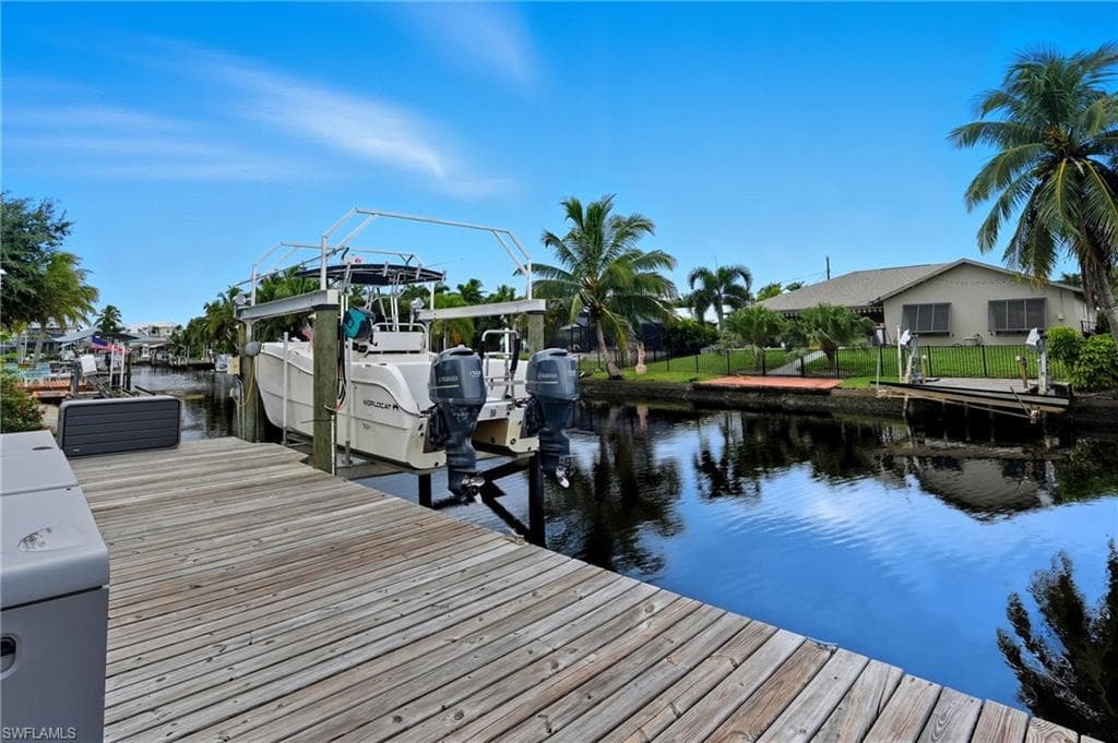 6163 Plumosa AVE, FORT MYERS FL 33908-45