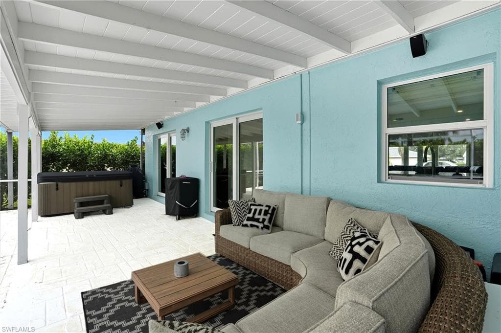 6163 Plumosa AVE, FORT MYERS FL 33908-33