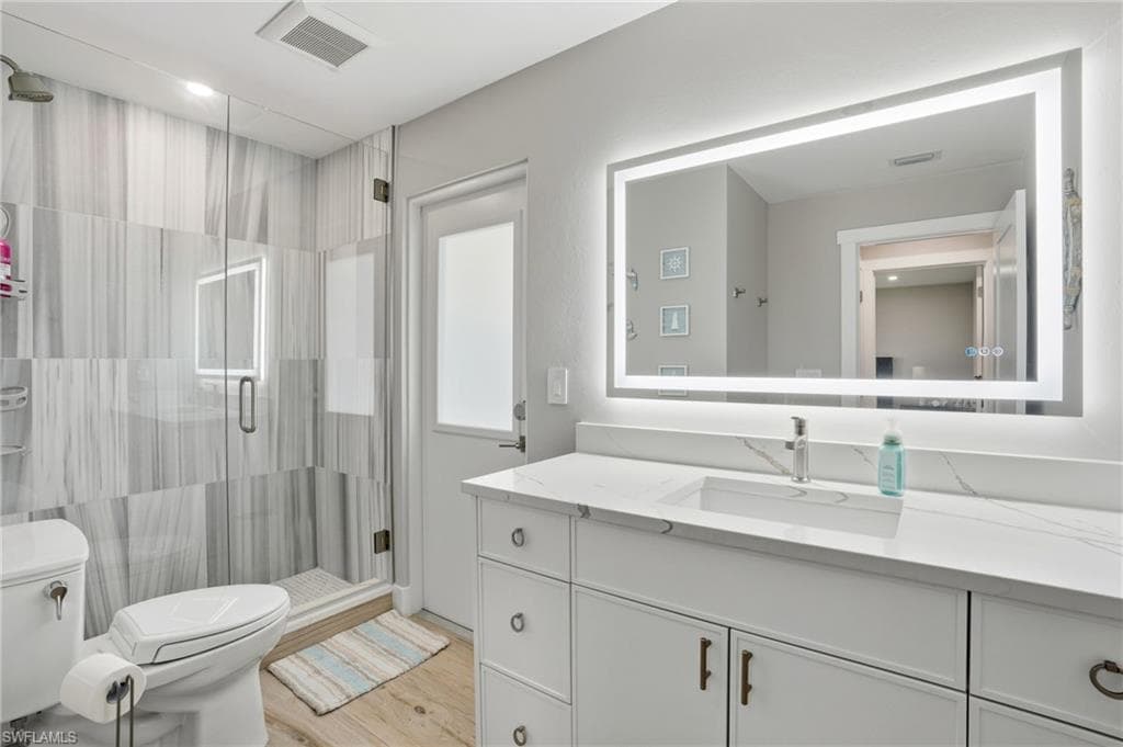 6163 Plumosa AVE, FORT MYERS FL 33908-30