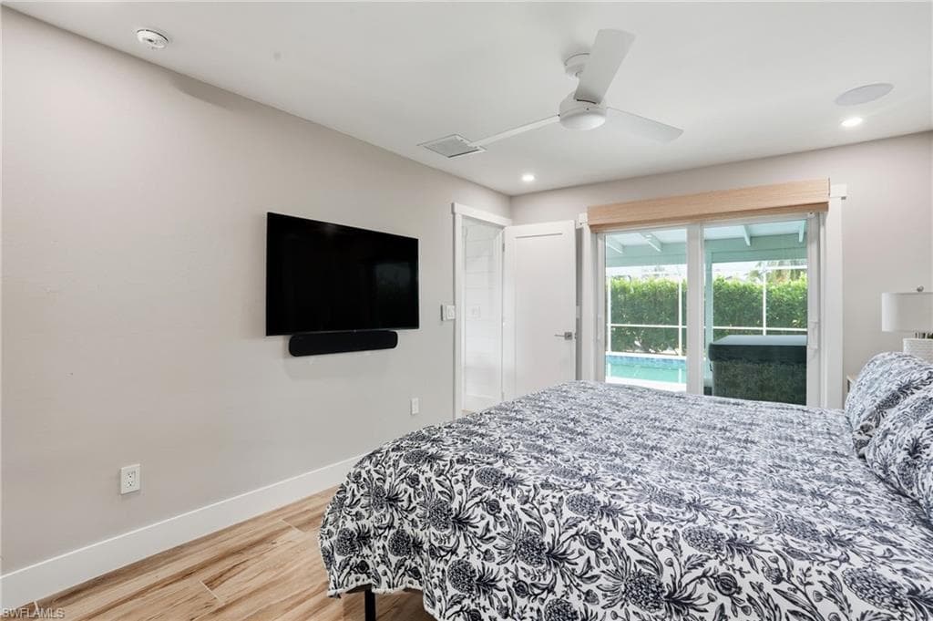 6163 Plumosa AVE, FORT MYERS FL 33908-24