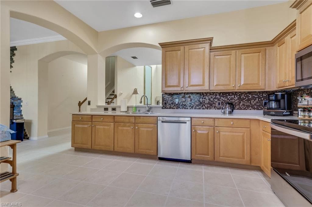 12506 Ivory Stone LOOP, FORT MYERS FL 33913-10