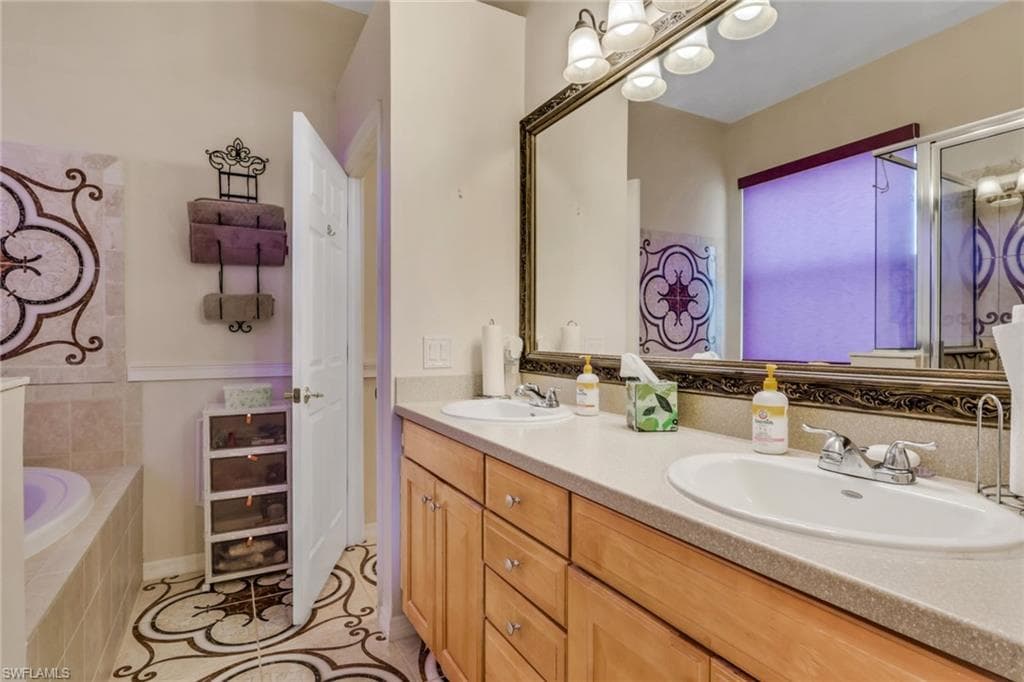 12506 Ivory Stone LOOP, FORT MYERS FL 33913-18