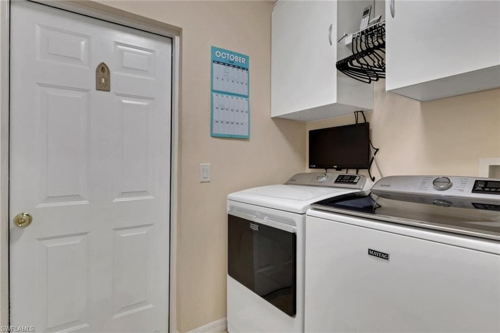 12506 Ivory Stone LOOP, FORT MYERS FL 33913-28