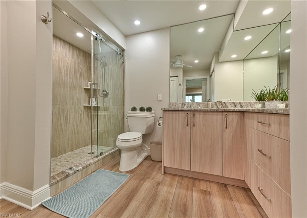 26000 Hickory BLVD # 206, BONITA SPRINGS FL 34134-15