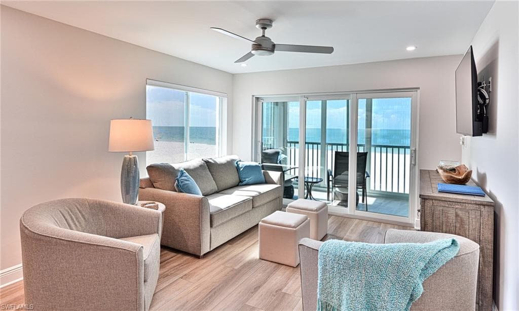 26000 Hickory BLVD # 206, BONITA SPRINGS FL 34134-4