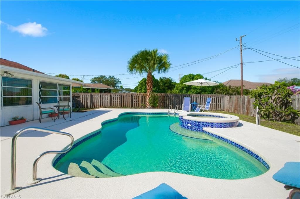 55 2nd ST, BONITA SPRINGS FL 34134-1