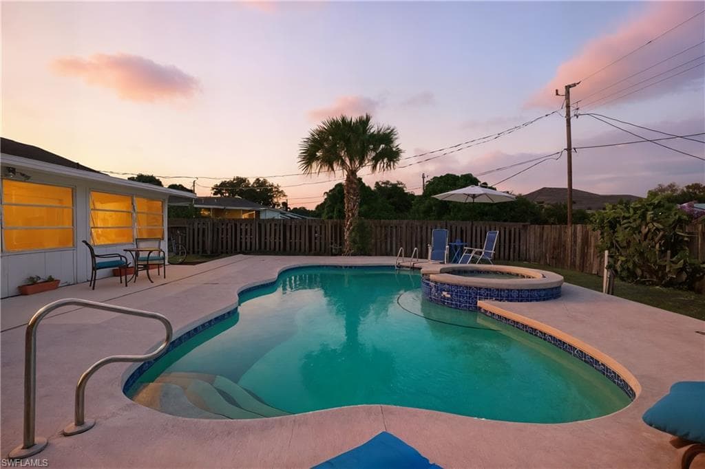 55 2nd ST, BONITA SPRINGS FL 34134-21