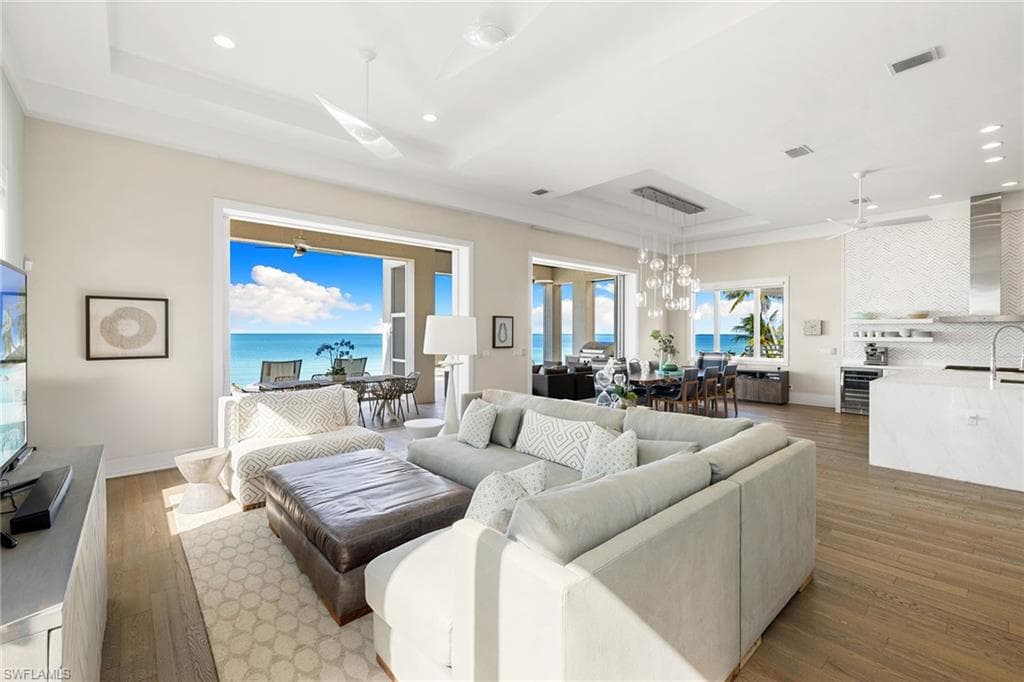 26984 Hickory BLVD, BONITA SPRINGS FL 34134-9