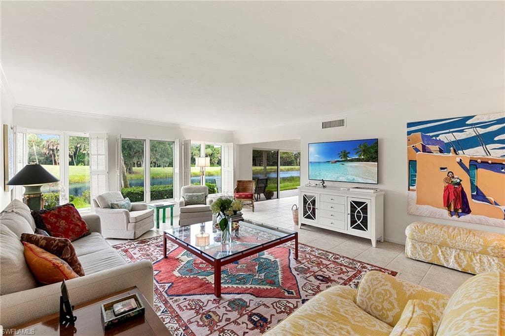 112 Wilderness DR # 123, NAPLES FL 34105-8