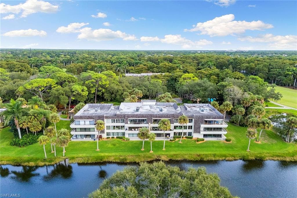 112 Wilderness DR # 123, NAPLES FL 34105-37