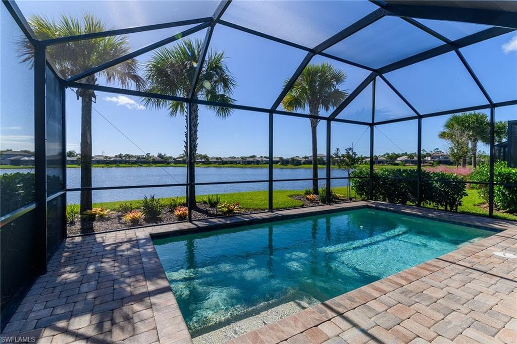 2191 Yellowfin CIR, NAPLES FL 34114-26