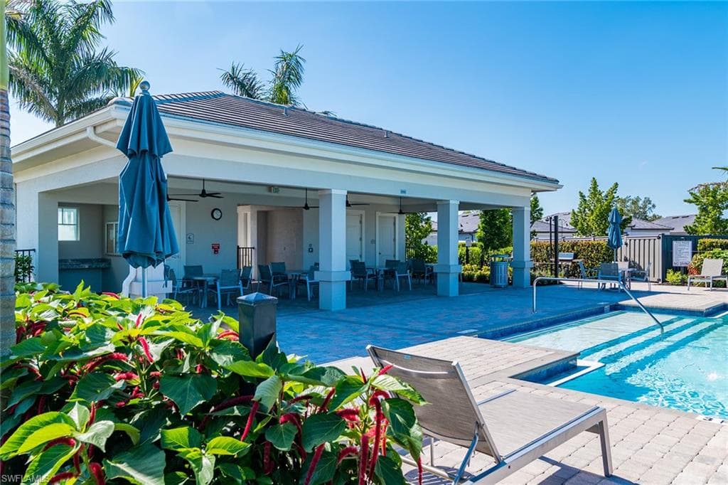 2191 Yellowfin CIR, NAPLES FL 34114-35