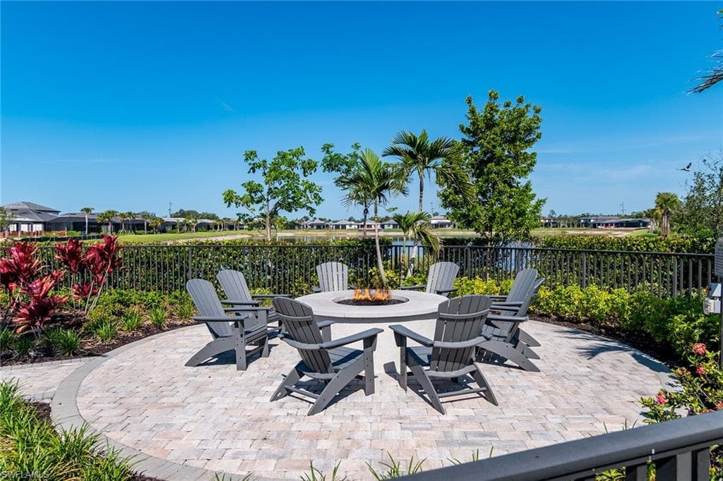 2191 Yellowfin CIR, NAPLES FL 34114-36