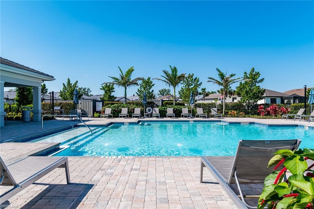 2191 Yellowfin CIR, NAPLES FL 34114-34