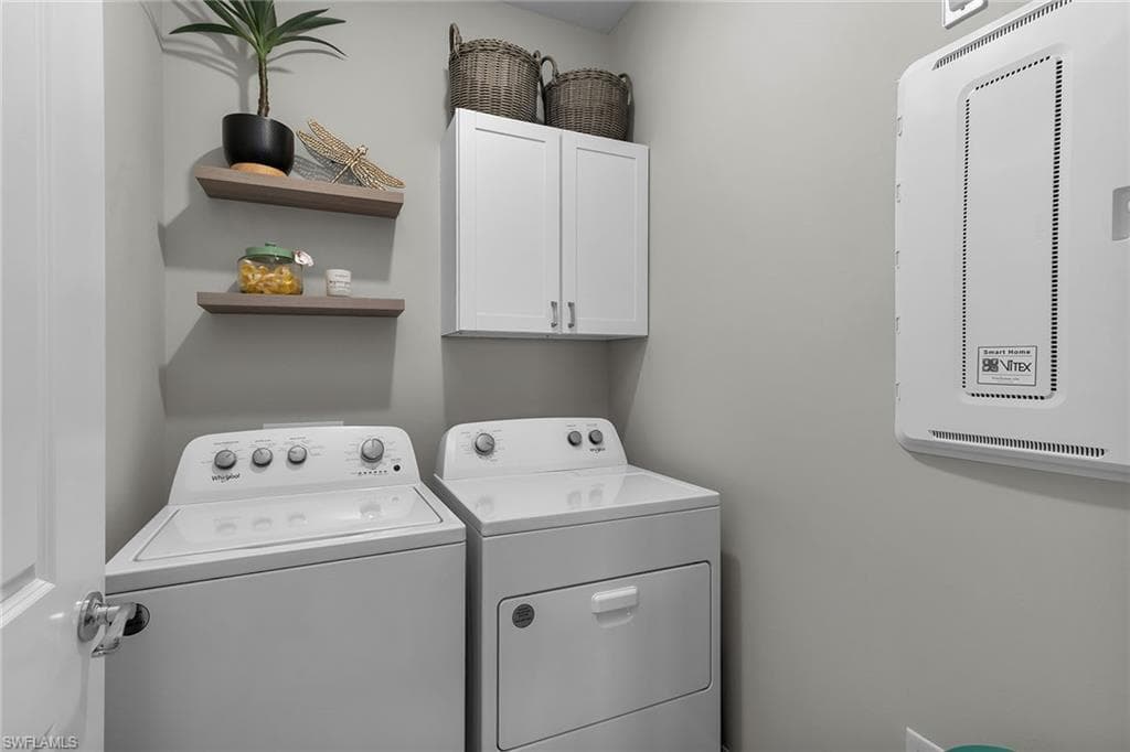 2191 Yellowfin CIR, NAPLES FL 34114-20