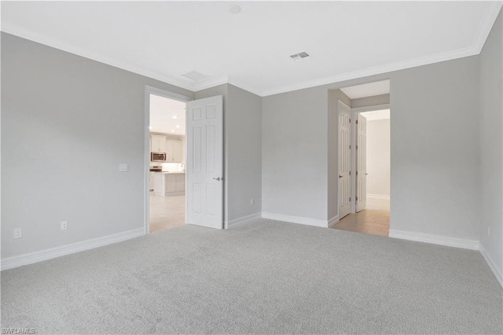 335 Tamarindo LN, NAPLES FL 34114-12