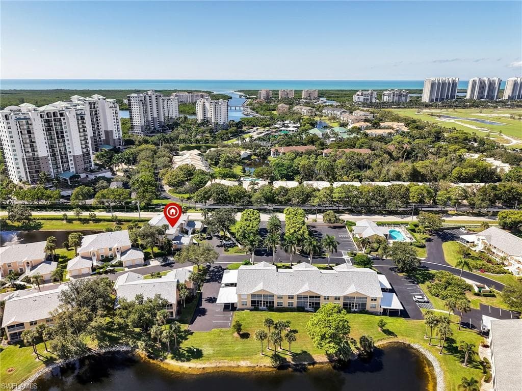 651 Wiggins Lake DR # 101, NAPLES FL 34110-35